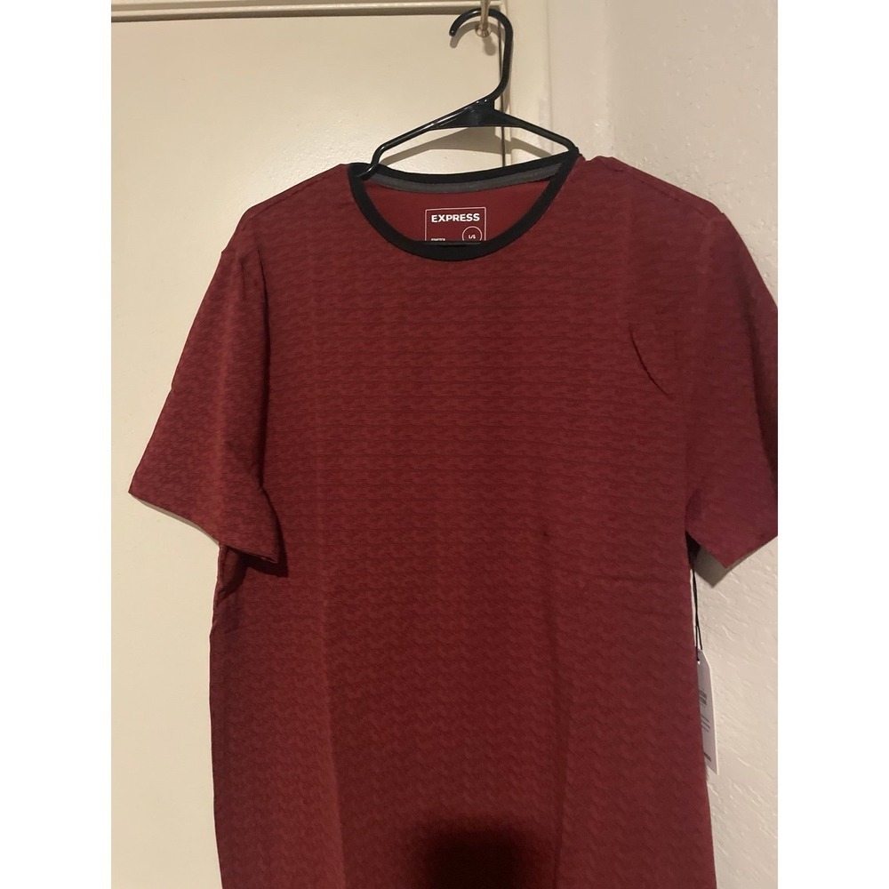 Express Men's Performance Large Shirt